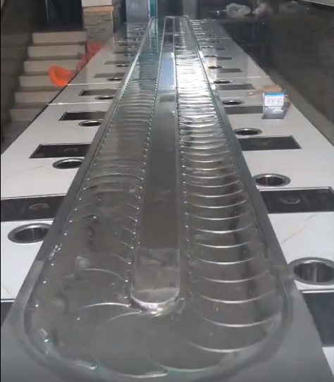 旋转小火锅草莓视频懂你更多